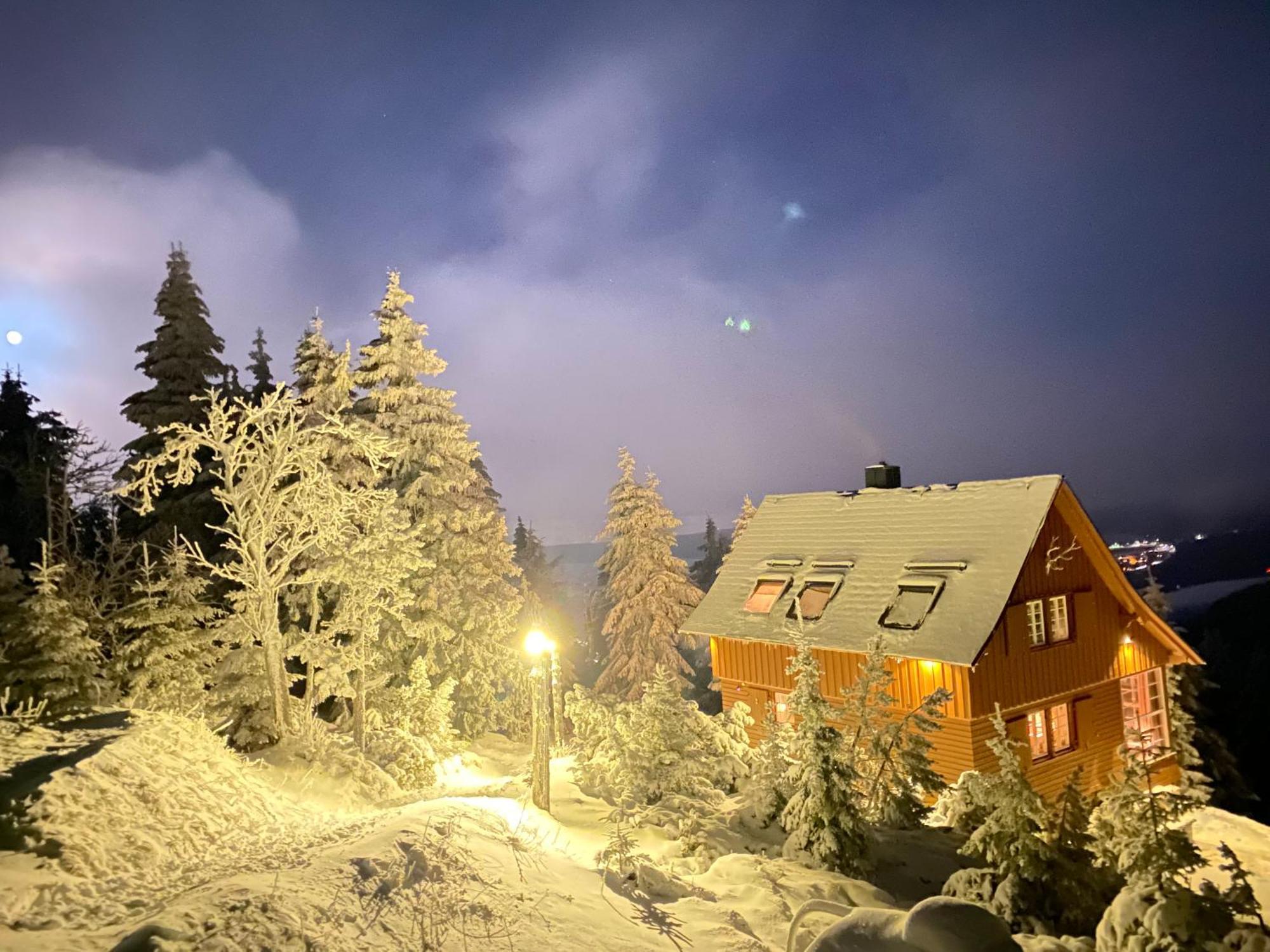 Die Adlerhuette Oberwiesenthal Bagian luar foto